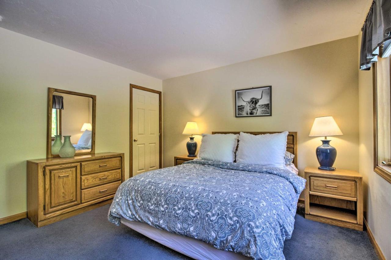 Timber Creek Townhome With 2 Decks And Mtn Views! West Dover Luaran gambar