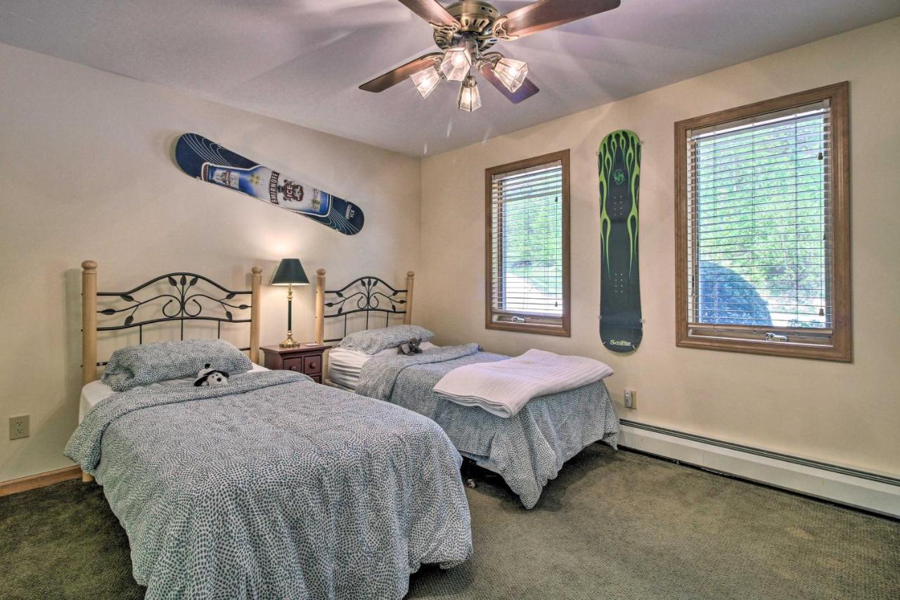 Timber Creek Townhome With 2 Decks And Mtn Views! West Dover Luaran gambar